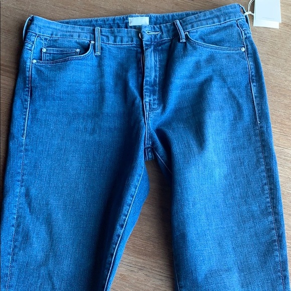 Mother “The Looker Frayed Ankle Jean” - Picture 3 of 5